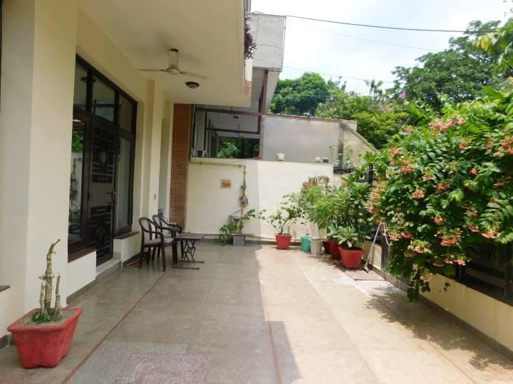 Residential Corner Kothi Ground Floor in Sec-12 Noida - Photo 7