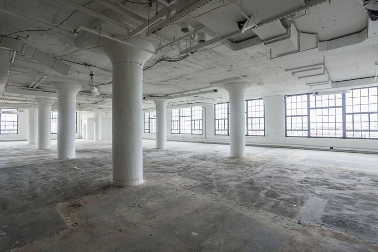 Industrial Space for Lease in Hosiery Complex Noida - Photo 2