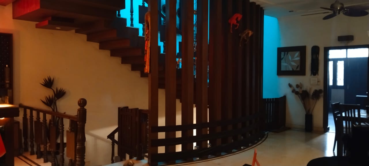 Independent House for Sale in Sector 27 Noida - Photo 2