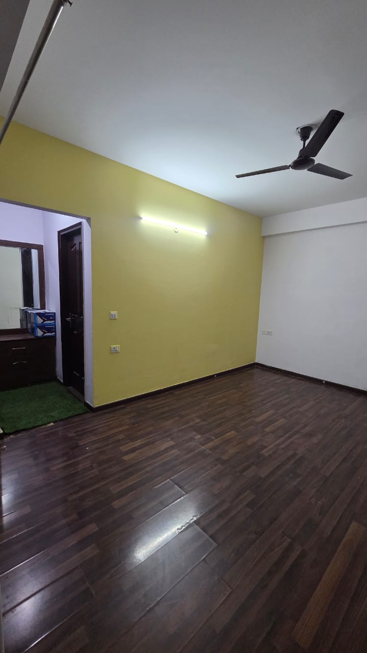 FOR SALE 112 SQ MTR KOTHI IN SEC - 15 NOIDA - Photo 8
