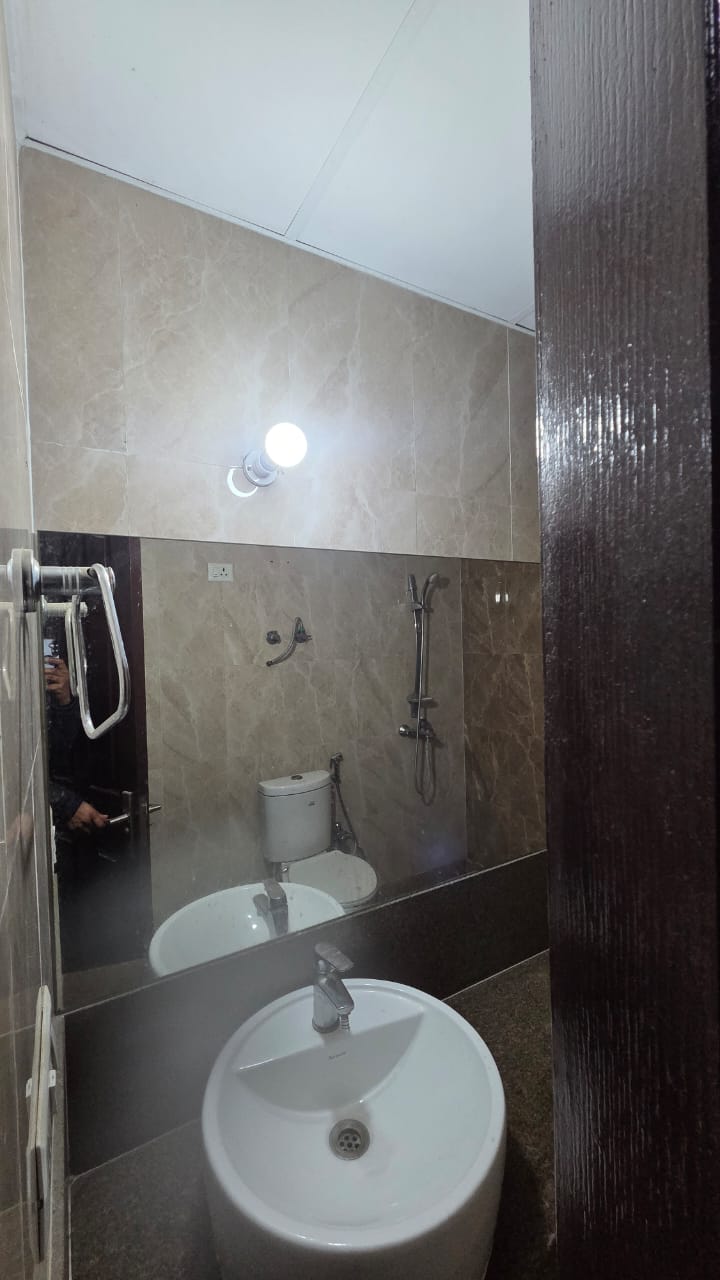 FOR SALE 112 SQ MTR KOTHI IN SEC - 15 NOIDA - Photo 10