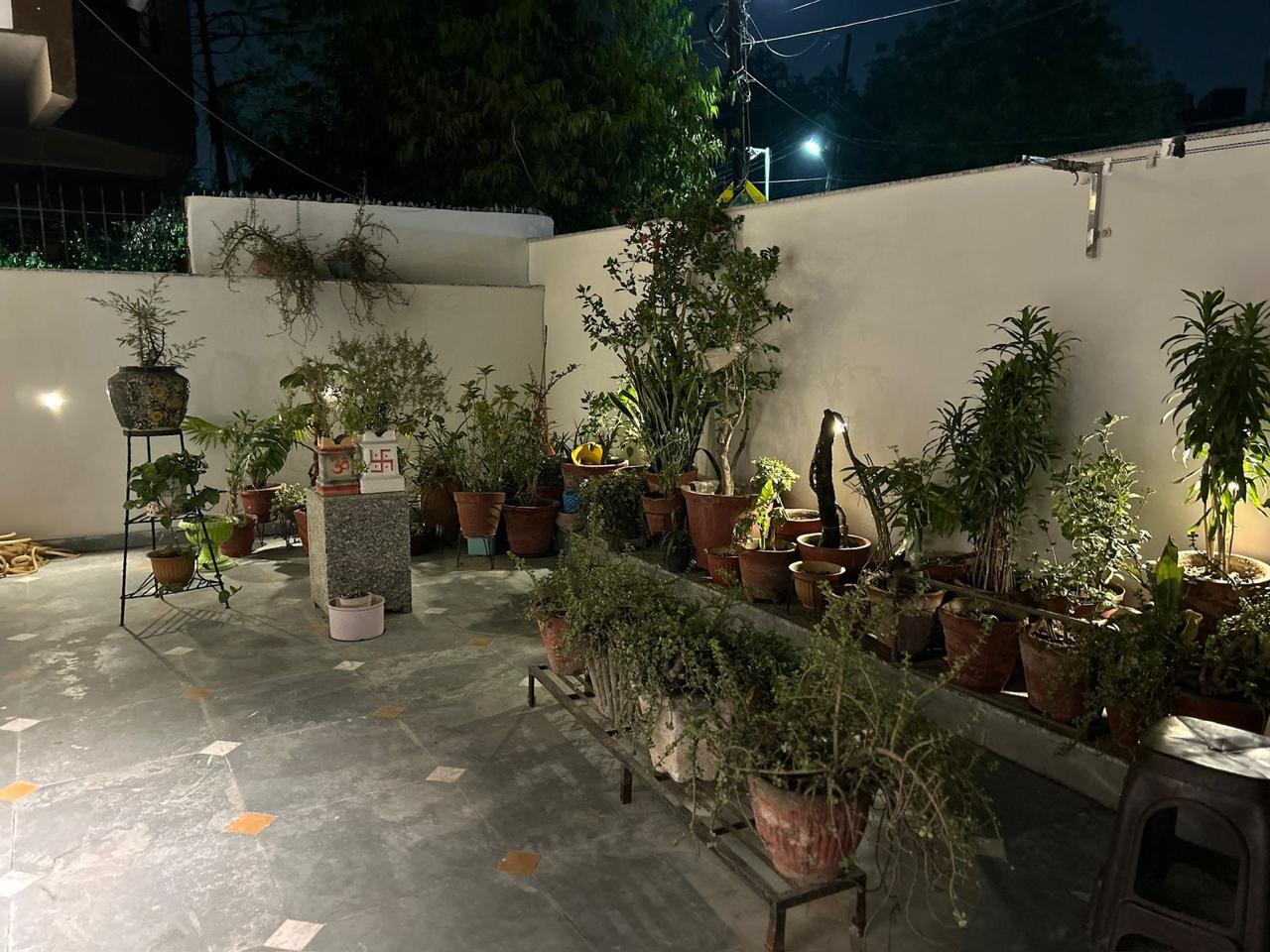 Luxury Residential Kothi for Sale in Sector 55 Noida | 250 Sq. Mtr. - Photo 3