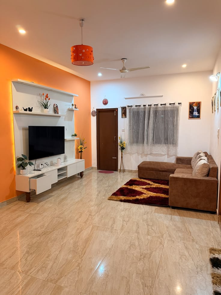 FOR SALE 180 SQ MTR KOTHI IN SEC 41 NOIDA