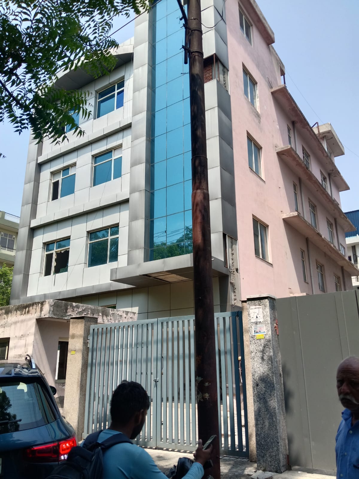 800 MTR BUILDING FOR RENT IN SEC - 5 NOIDA - Photo 3