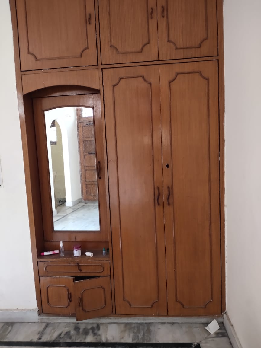 112 SQ. MTR. KOTHI FOR SALE | SECTOR 31 NOIDA | G+1 | PARK FACING | 9 MTR ROAD | ₹3.60 CR - Photo 3
