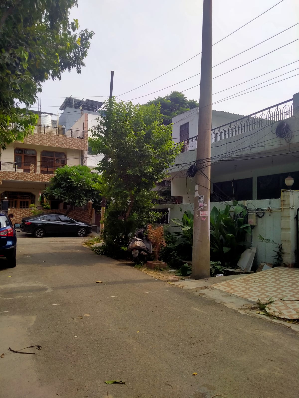 PRIME LOCATION | PLOT FOR SALE SEC-92 NOIDA