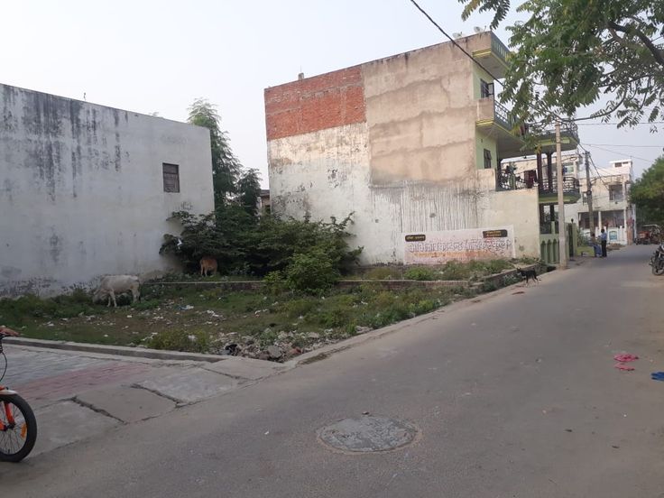 Completion Plot for Sale in Sector 72, Noida | 450 Sq. Mtr. | ₹8.50 Cr
