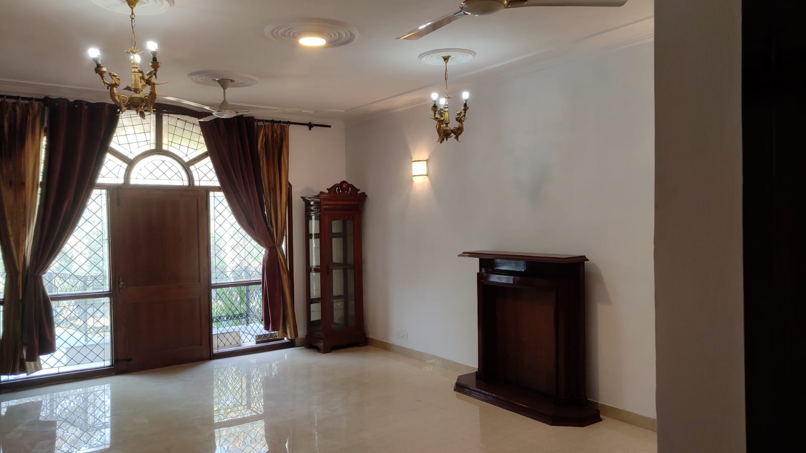 SECTOR 15 NOIDA - Photo 13