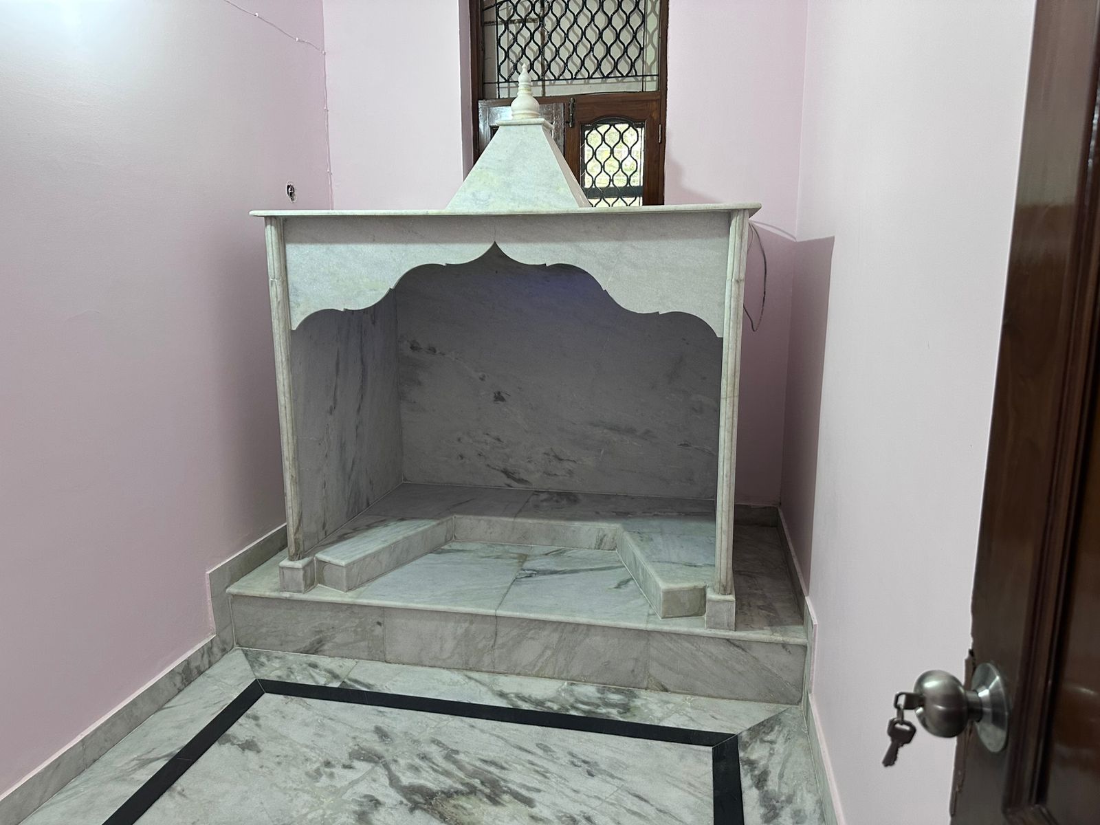 NOIDA RESIDENTIAL PROPERTIES SECTOR 52 - Photo 9