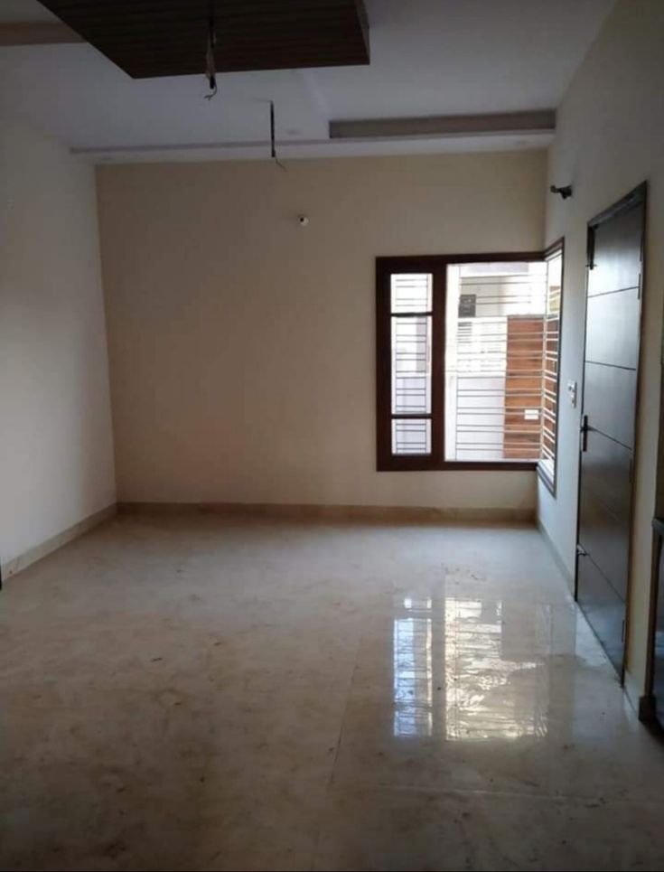 Kothi for Sale in Sector 48 Noida - Photo 2